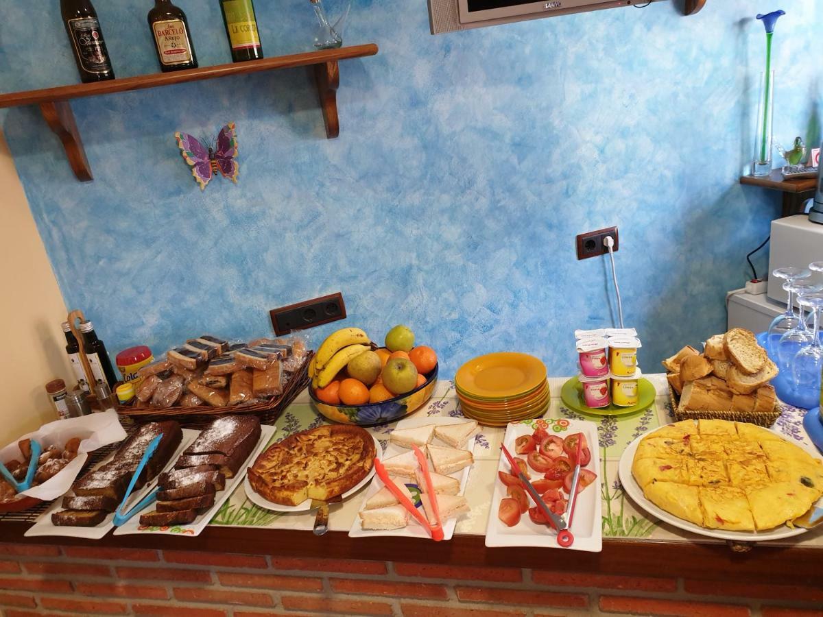 El Cuartelillo Viejo Guest House Polientes Ngoại thất bức ảnh