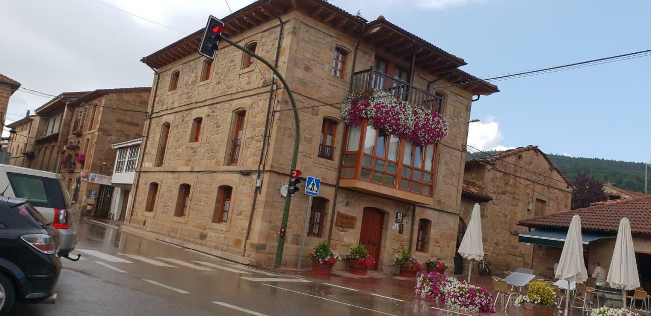 El Cuartelillo Viejo Guest House Polientes Ngoại thất bức ảnh